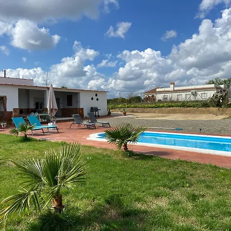 Hacienda Donaire Apartment Beas
